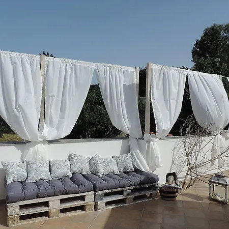 לינה וארוחת בוקר Il Giardino D'ulisse 4*