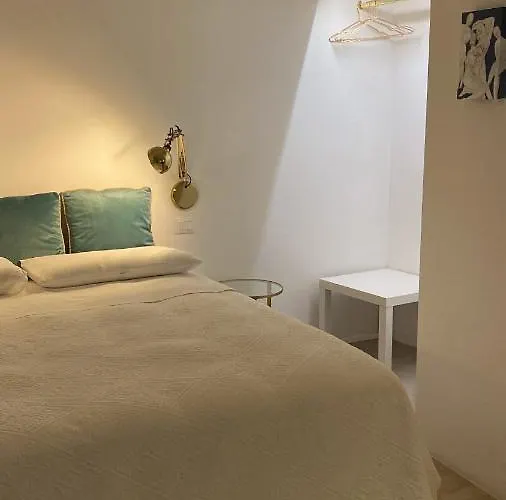 住宿加早餐酒店 Il Giardino D'ulisse 雷焦卡拉布里亚